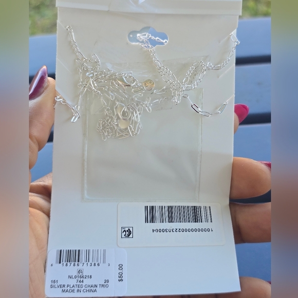 Macy's And Now This Silver Plated Layering Necklace Women New - Picture 4 of 7